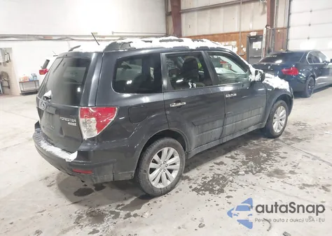 2013 Subaru Forester 2.5X Premium из США, поврежденный, VIN JF2SHADC3DH442310